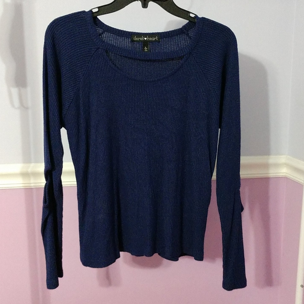 Derek Heart top